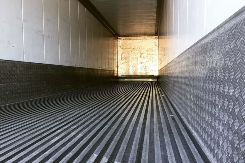 40FT High Cube Used Insulated Shipping Container - Image 5