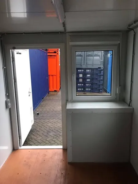 20FT Accommodation Container - Image 2